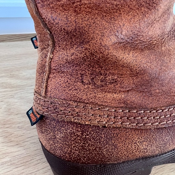 UGG belcloud brown leather tall winter duck boots size 6. - Picture 3 of 16